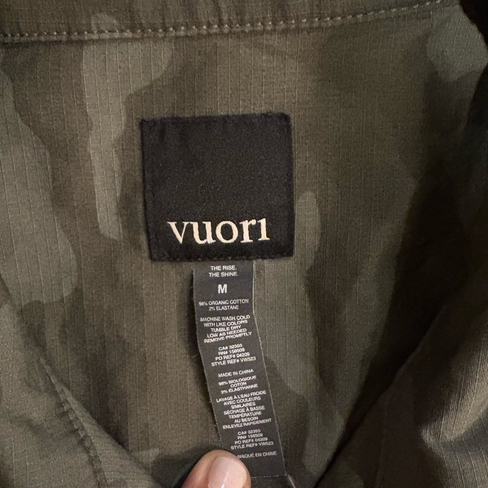 Vuori Ripstop Jacket in Oregano Camo Camouflage size Medium - Picture 2 of 7